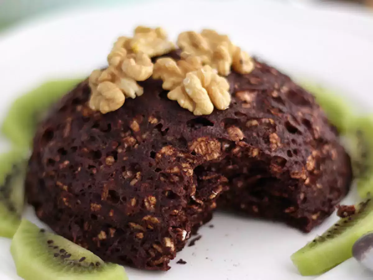 Bowl cake banana e cacao: il dessert soffice e goloso pronto in pochi minuti - foto 3