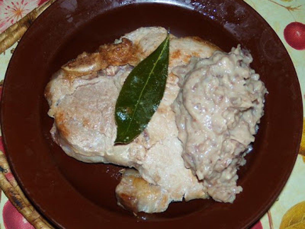 Braciole di maiale con purea di castagne