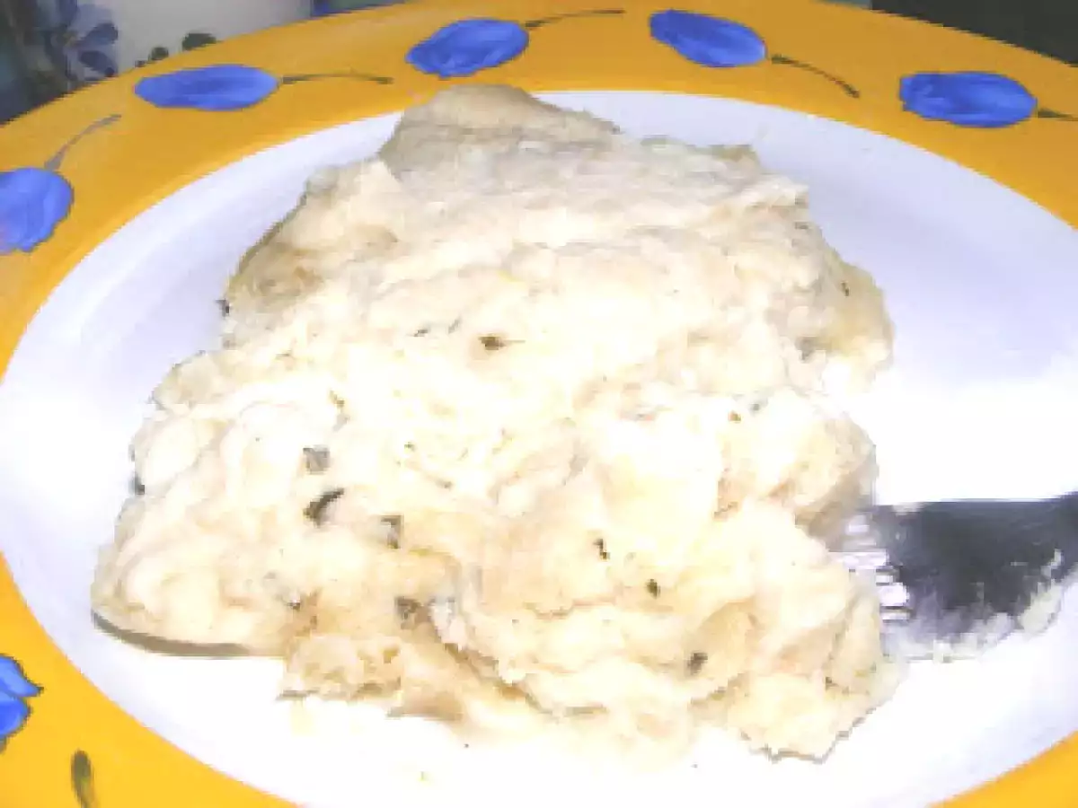 Brandade de morue: la ricetta tradizionale francese di merluzzo e patate cremosa e irresistibile