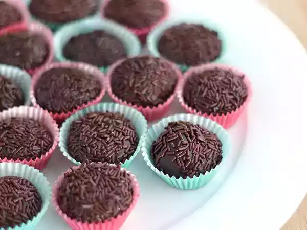 Ricetta Brigadeiros - dolcetti brasiliani