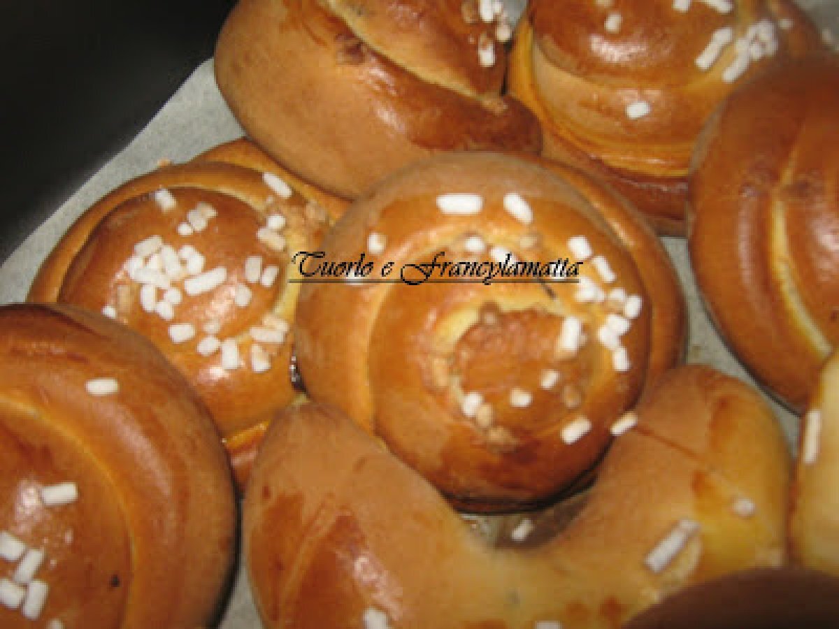 Brioche arrotolate