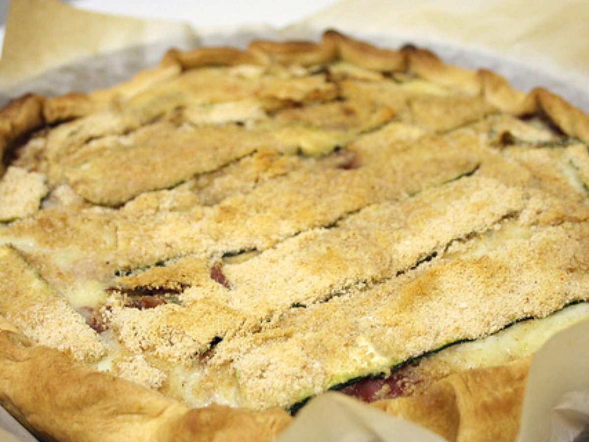 Brisè con zucchine, speck e mozzarella