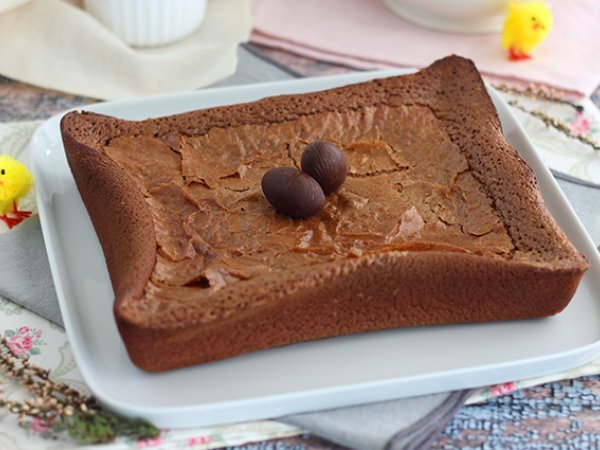 Brownie con il cioccolato delle Uova di Pasqua Brownie con il cioccolato delle Uova di Pasqua