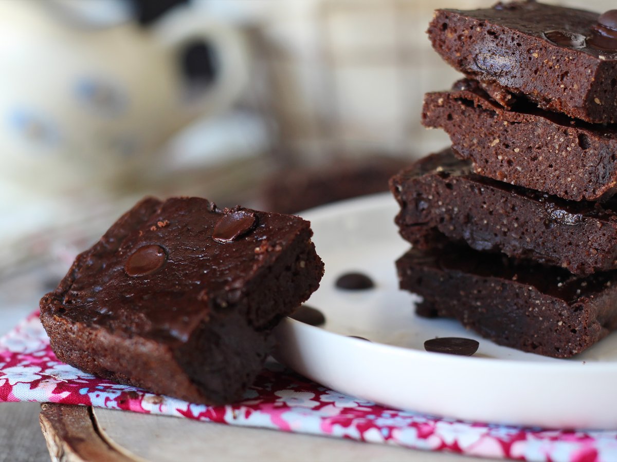 Brownie proteico senza glutine: sano, goloso e facile da fare - foto 2
