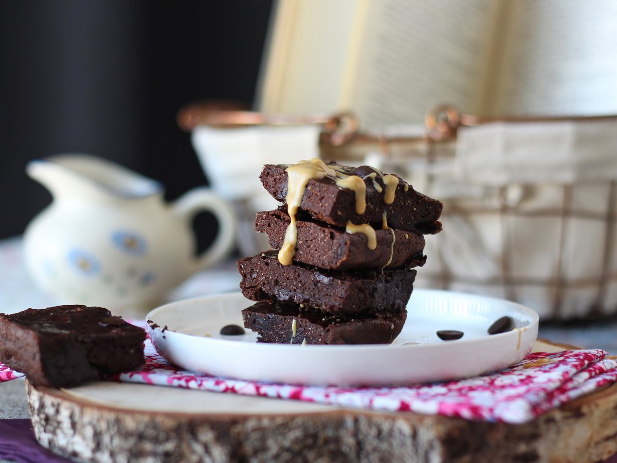 Brownie proteico senza glutine: sano, goloso e facile da fare - foto 3