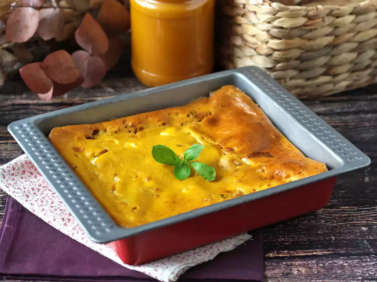 Brownie salato con zucca, prosciutto e feta: la ricetta facile per riciclare la zuppa di zucca - foto 4