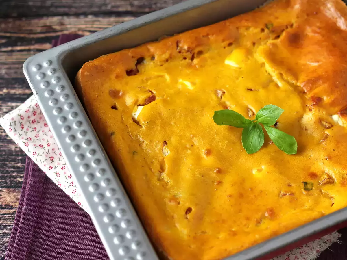 Brownie salato con zucca, prosciutto e feta: la ricetta facile per riciclare la zuppa di zucca - foto 6