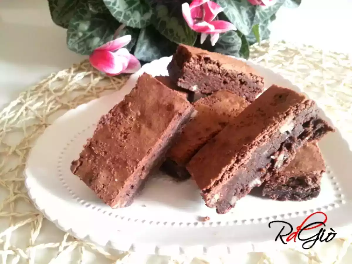 Brownies cioccolato fondente e noci Pecan