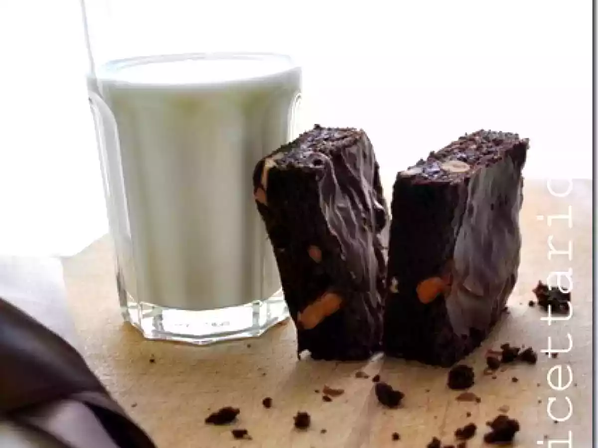 Brownies con arachidi