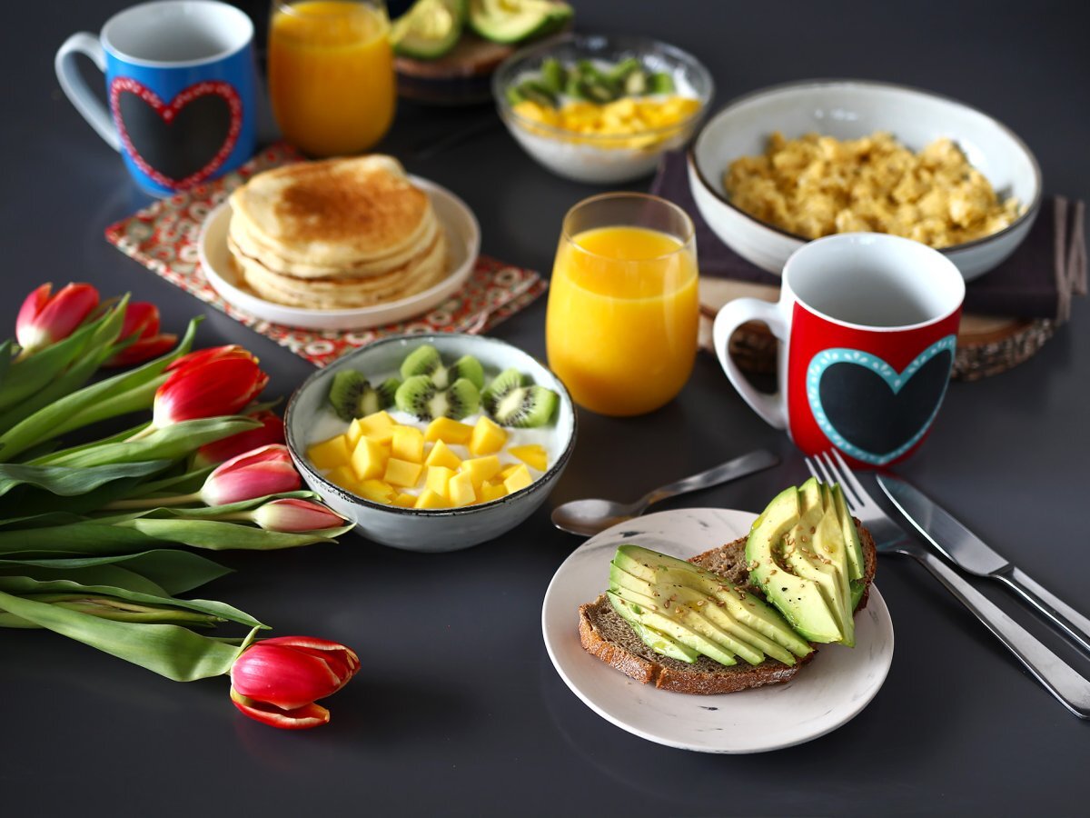 Brunch di San Valentino, le ricette da preparare per stupire la persona che ami