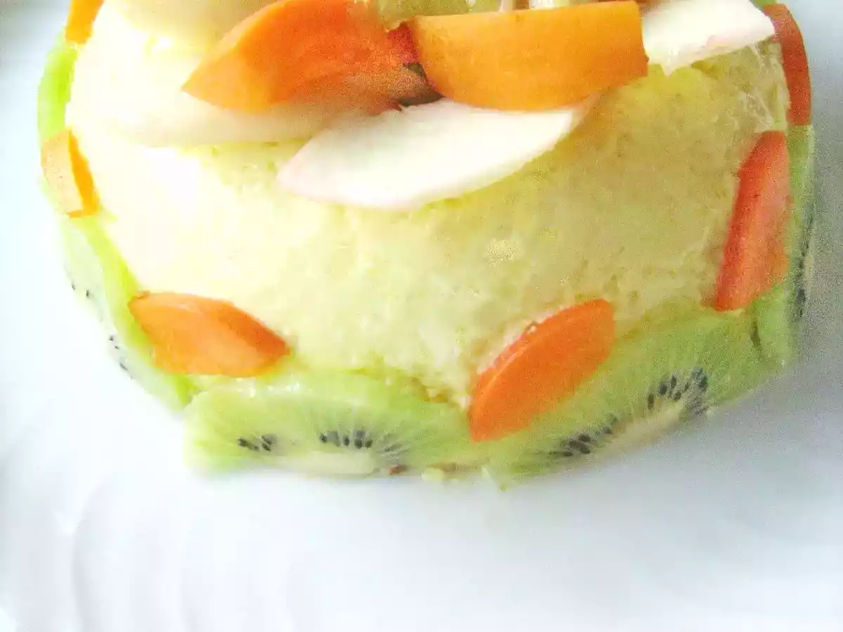 BUDINO ALLA VANIGLIA CON FRUTTA FRESCA