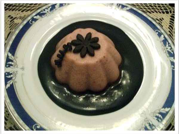 Budino Alle Fragole Su Letto Di Cioccolato Ricetta Petitchef