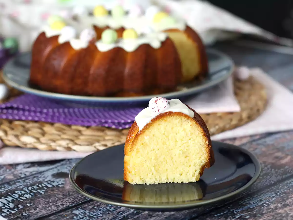 Bundt cake di Pasqua al limone e cioccolato bianco - foto 3