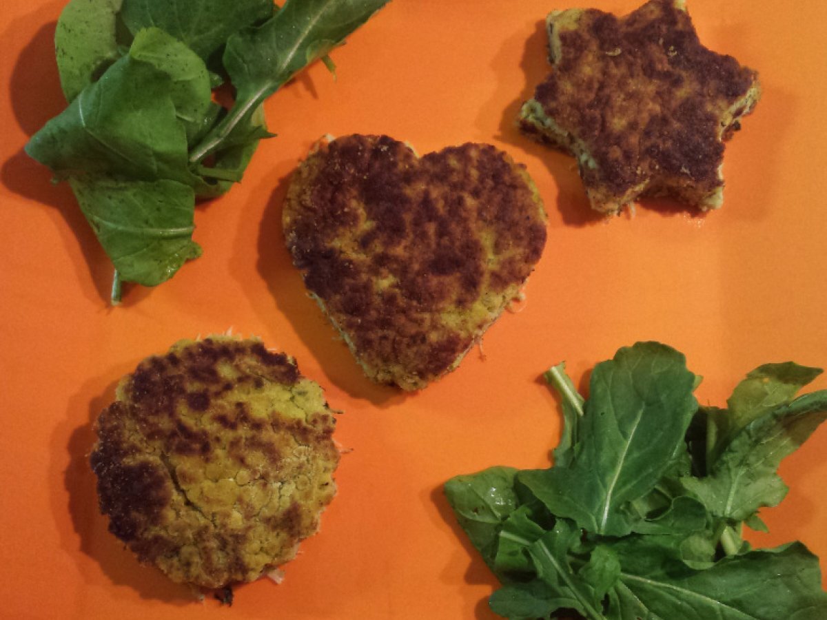 Burger vegetariani di broccoli e miglio