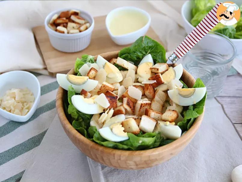 Caesar salad - Insalata gustosa e nutriente - foto 2