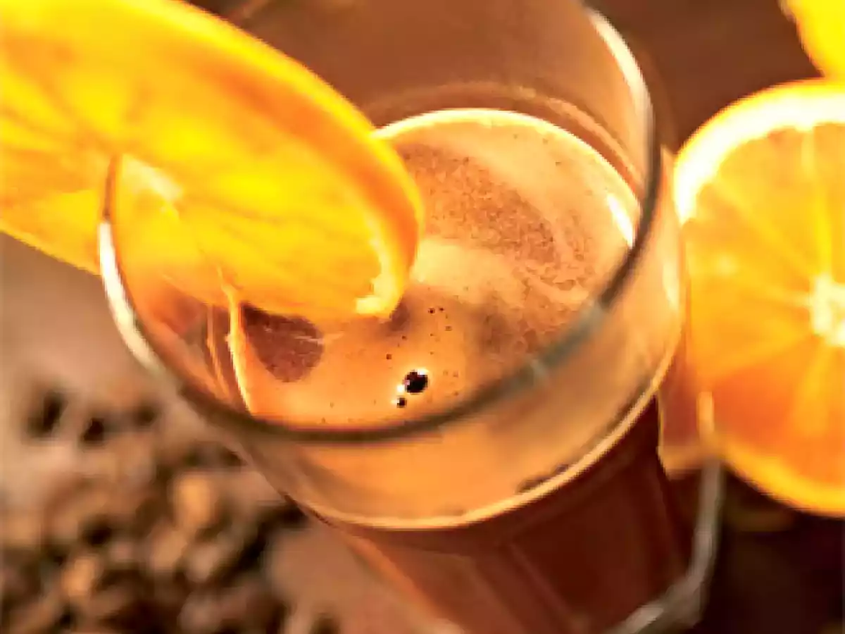 Caffè freddo alla cannella