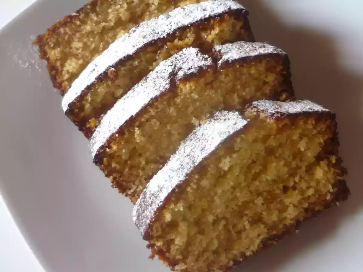 Cake al cocco e miele