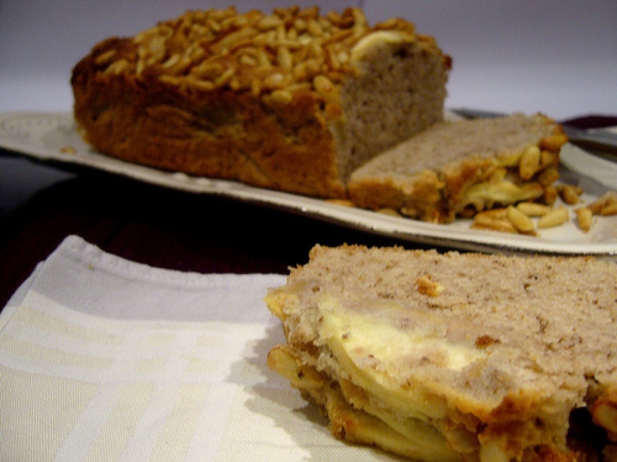 Cake di mele, noci e pinoli caramellati. - foto 3