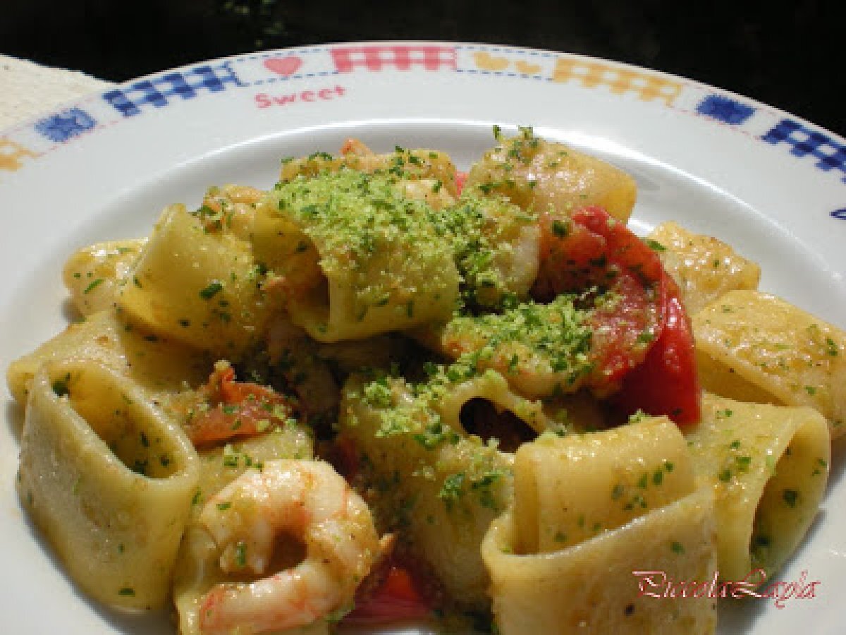 Calamarata con Gamberoni e Pane alle Erbe - foto 4