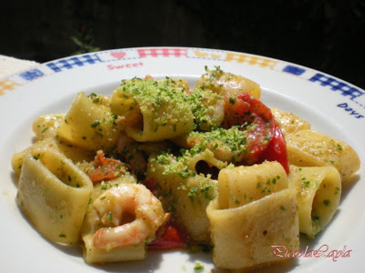 Calamarata con Gamberoni e Pane alle Erbe - foto 5