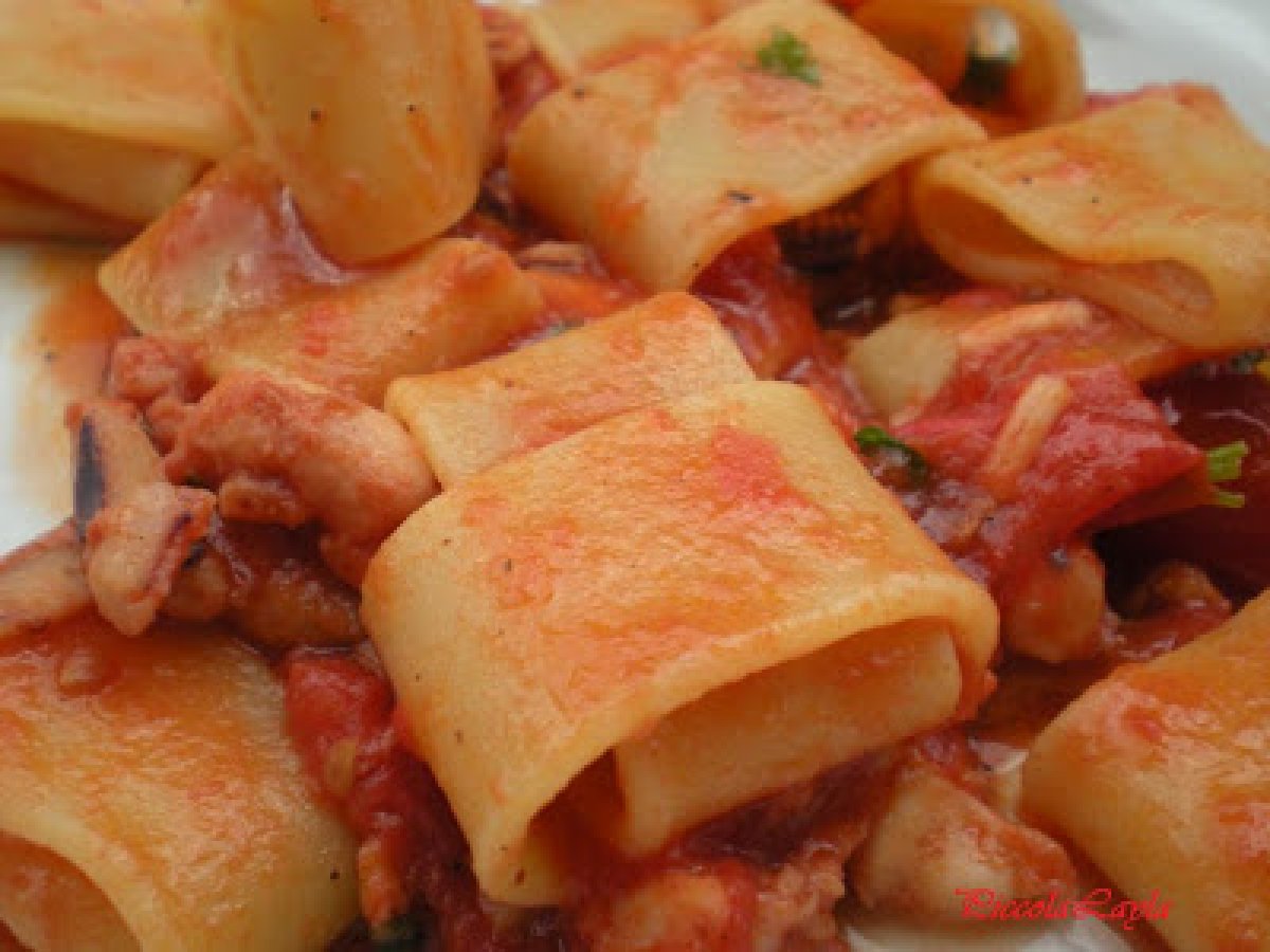 Calamarata con Pomodorini di Gragnano e Frutti di Mare