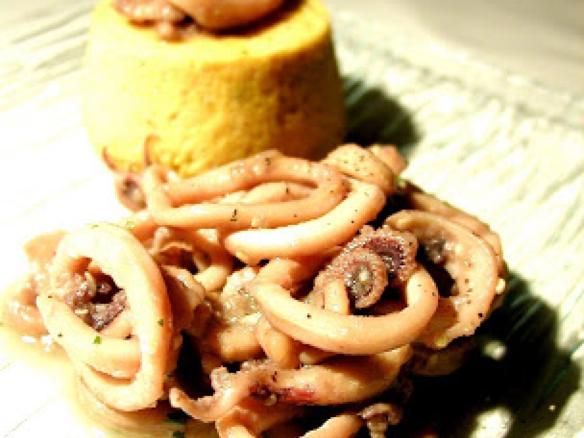 Calamari alla birra con sformatino di zucca