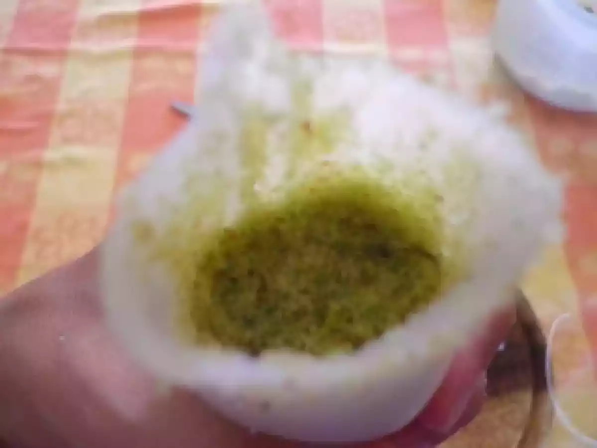 CALAMARI RIPIENI GRIGLIATI SU CREMA DI PISELLI E PREMIO - foto 3