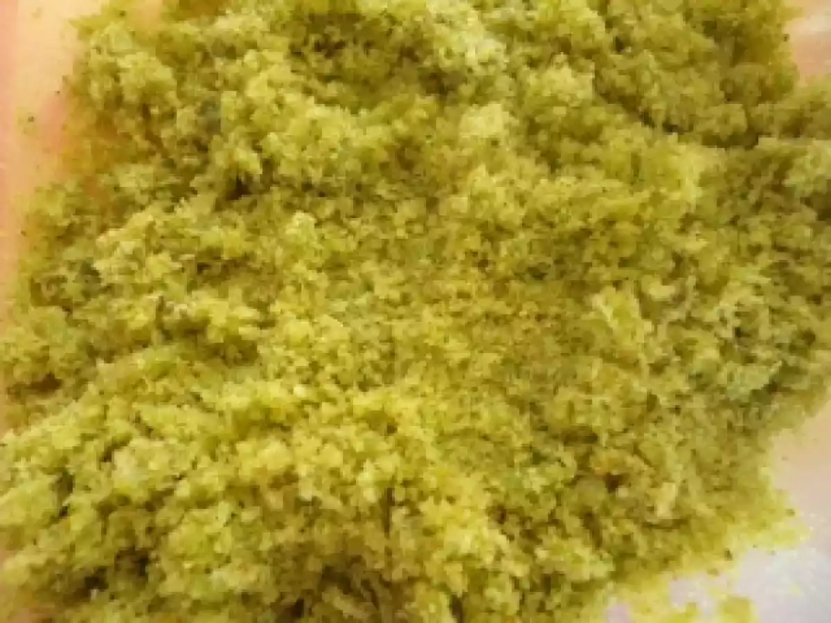 CALAMARI RIPIENI GRIGLIATI SU CREMA DI PISELLI E PREMIO - foto 4