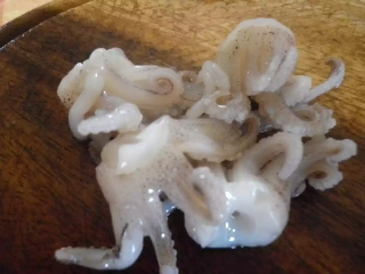 CALAMARI RIPIENI GRIGLIATI SU CREMA DI PISELLI E PREMIO - foto 5