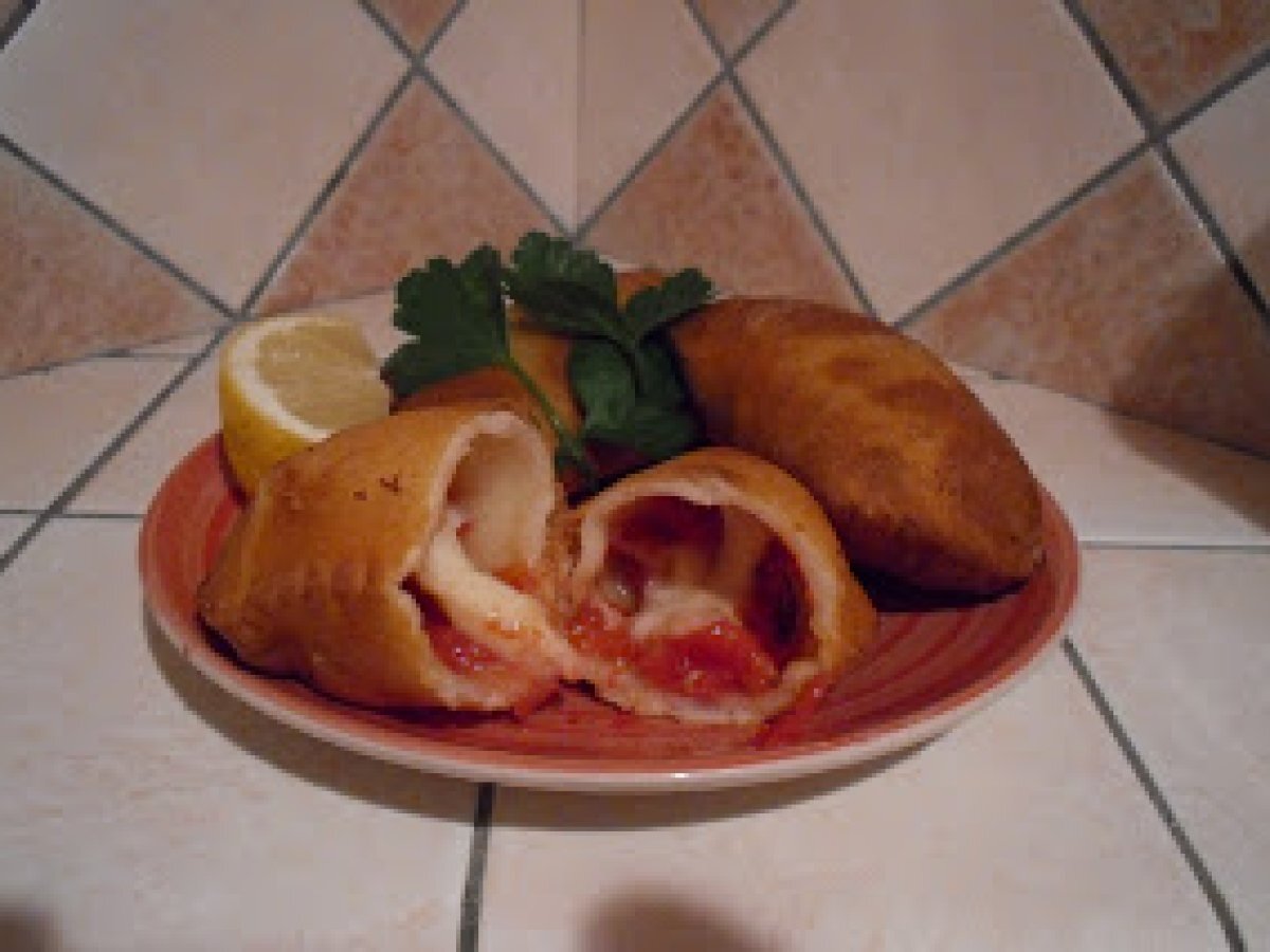 CALZONCELLI FRITTI