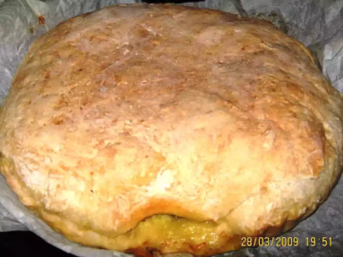 CALZONE CON PASTA MADRE FARCITO CON ZUCCHINE - foto 2