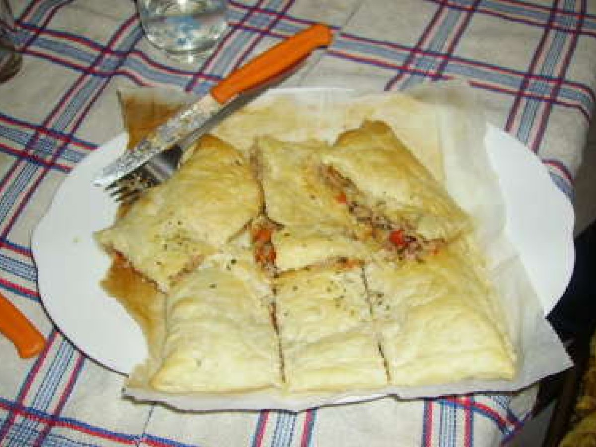 Calzone con salsiccia