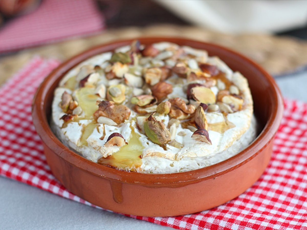 Camembert al forno con miele e frutta secca, foto 2