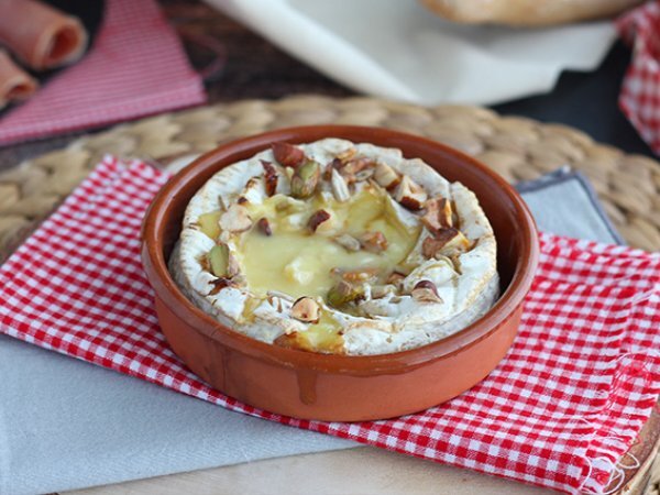 Camembert al forno con miele e frutta secca - foto 3