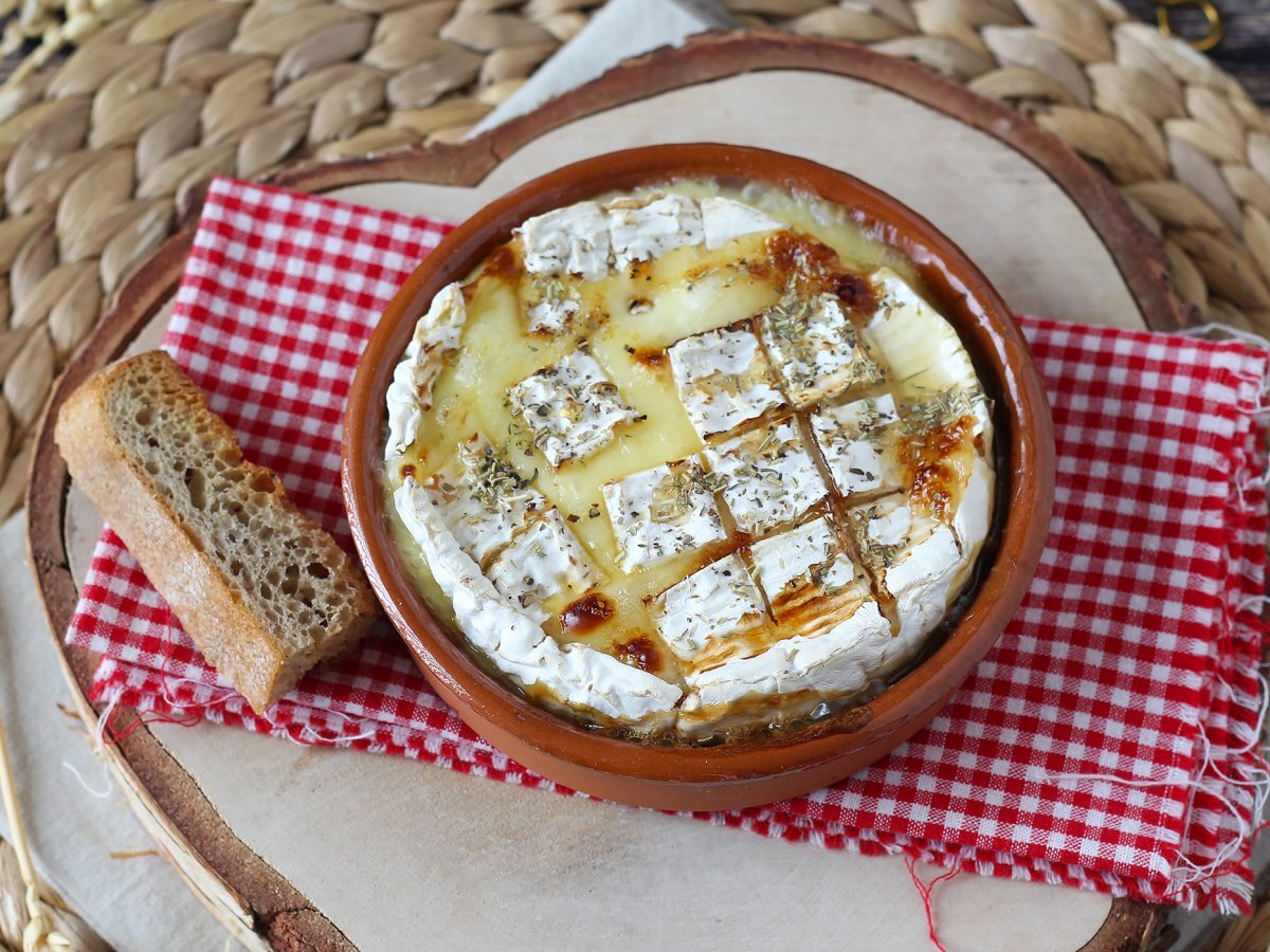 Camembert con miele cotto in friggitrice ad aria - foto 3