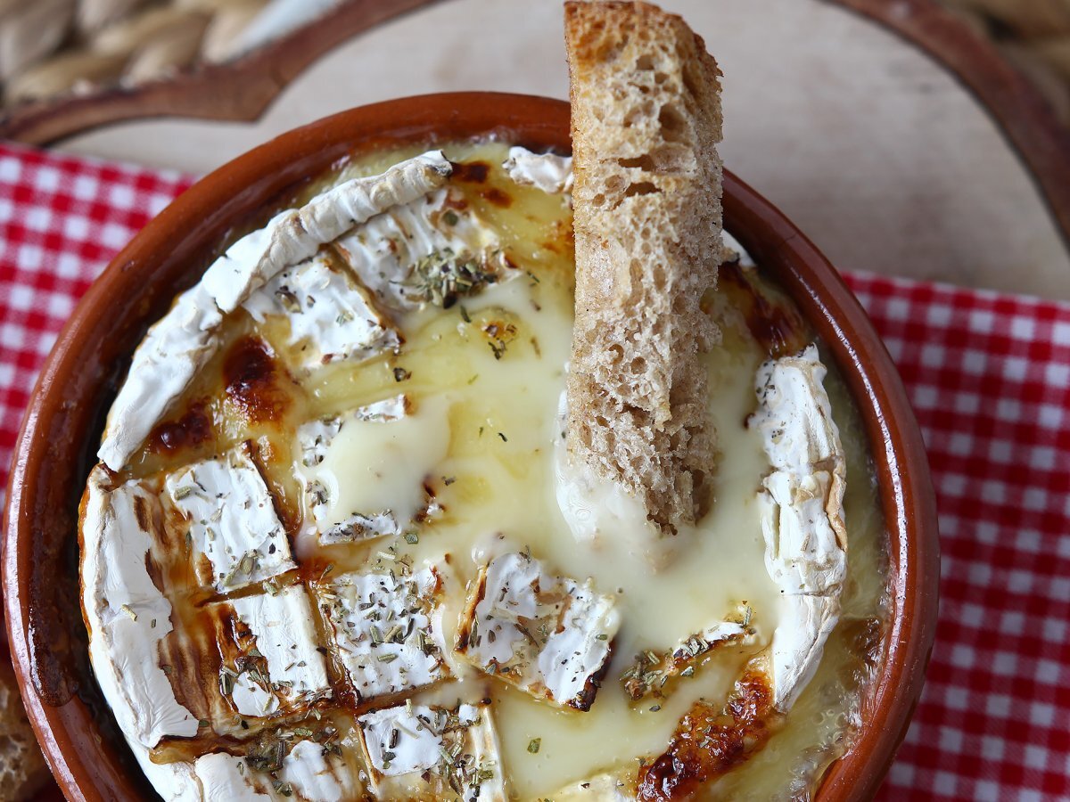 Camembert con miele cotto in friggitrice ad aria - foto 5