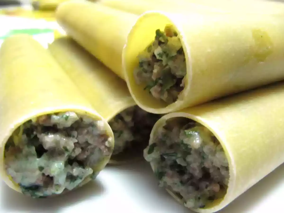 Cannelloni al ragù bianco e verdure