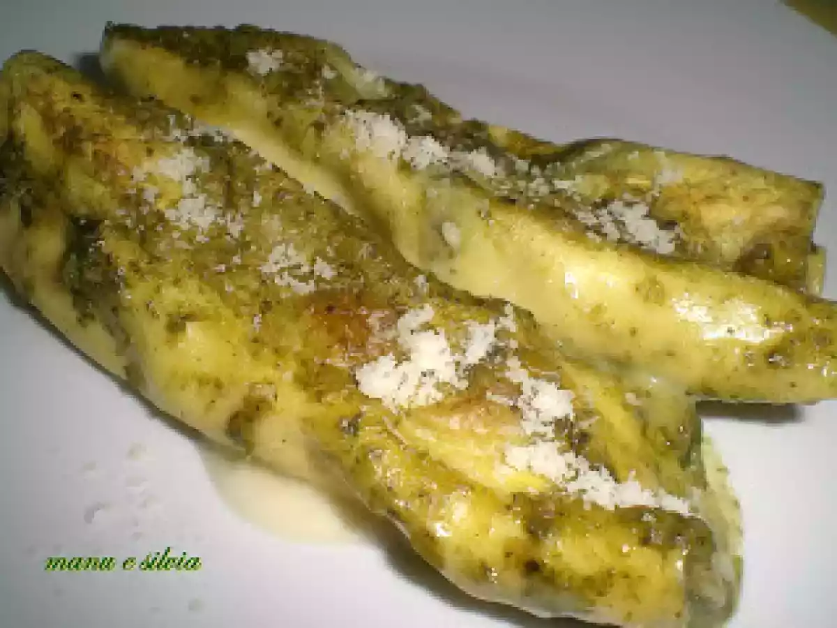 Cannelloni farciti con pesto e melanzane