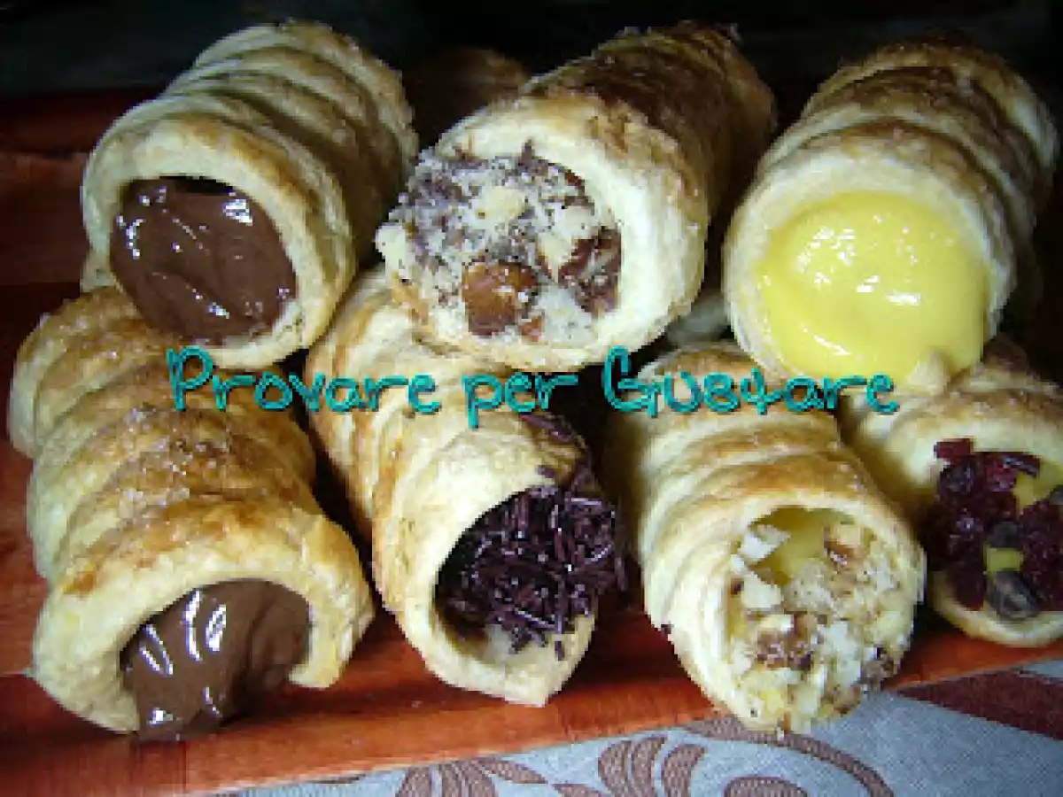 ...::CANNOLI DI PASTA SFOGLIA::...
