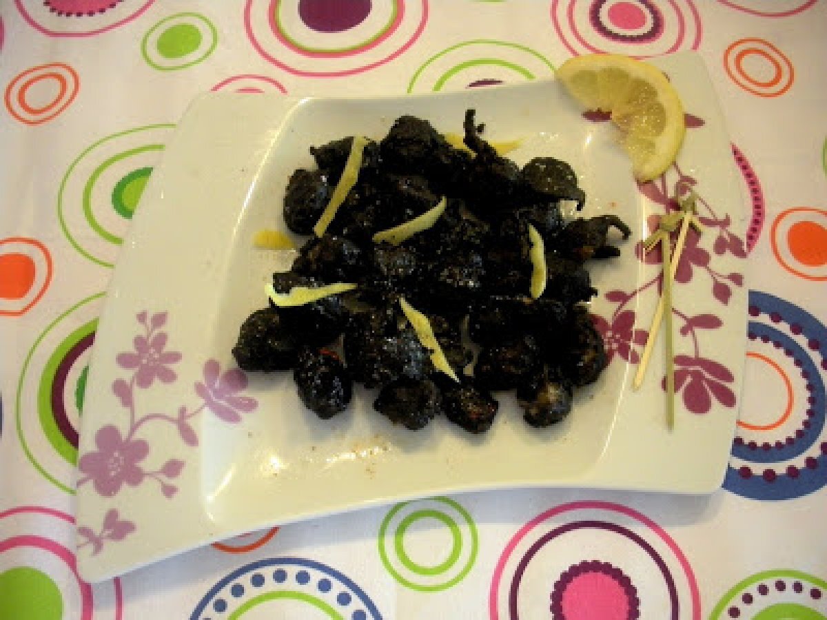Capesante in tempura al nero di seppia
