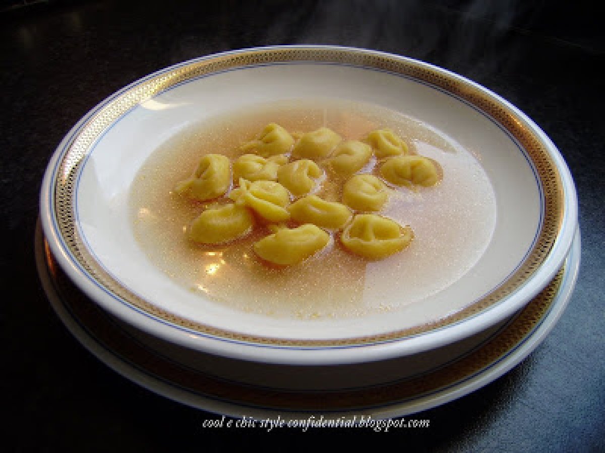 CAPPELLETTI IN BRODO ALL'USO DI ROMAGNA, CASA MIA - foto 4