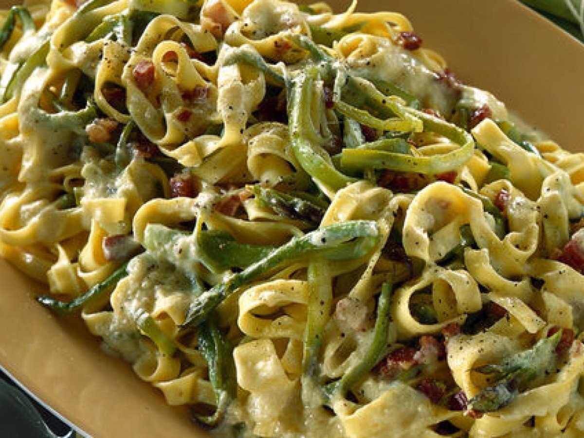 Carbonara di asparagi