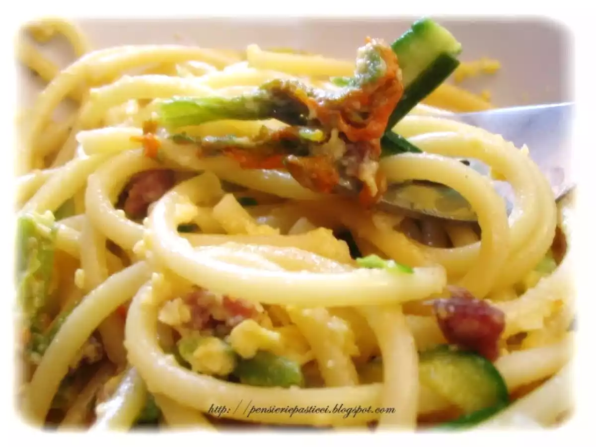 Carbonara di zucchine, fiori di zucchina e speck - foto 3