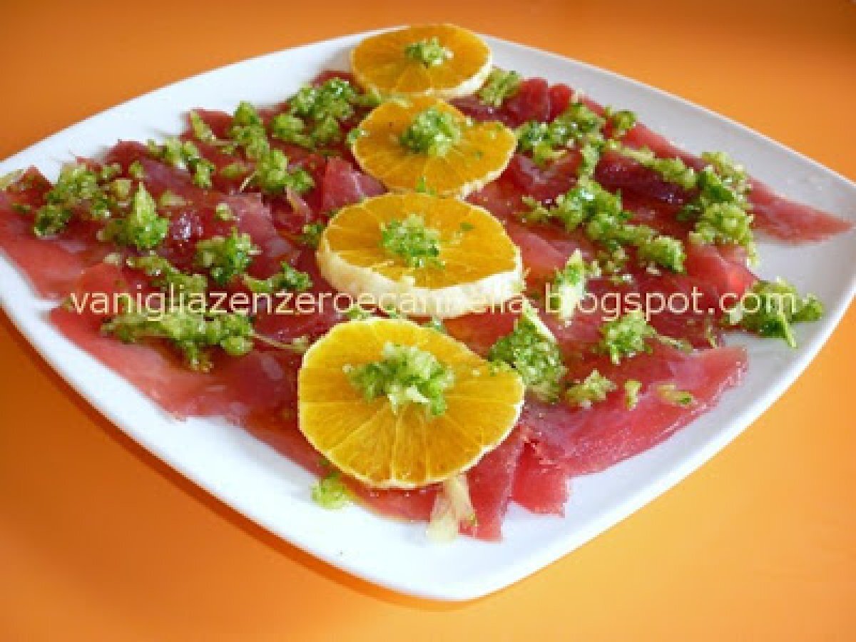 Carpaccio di tonno all'arancia