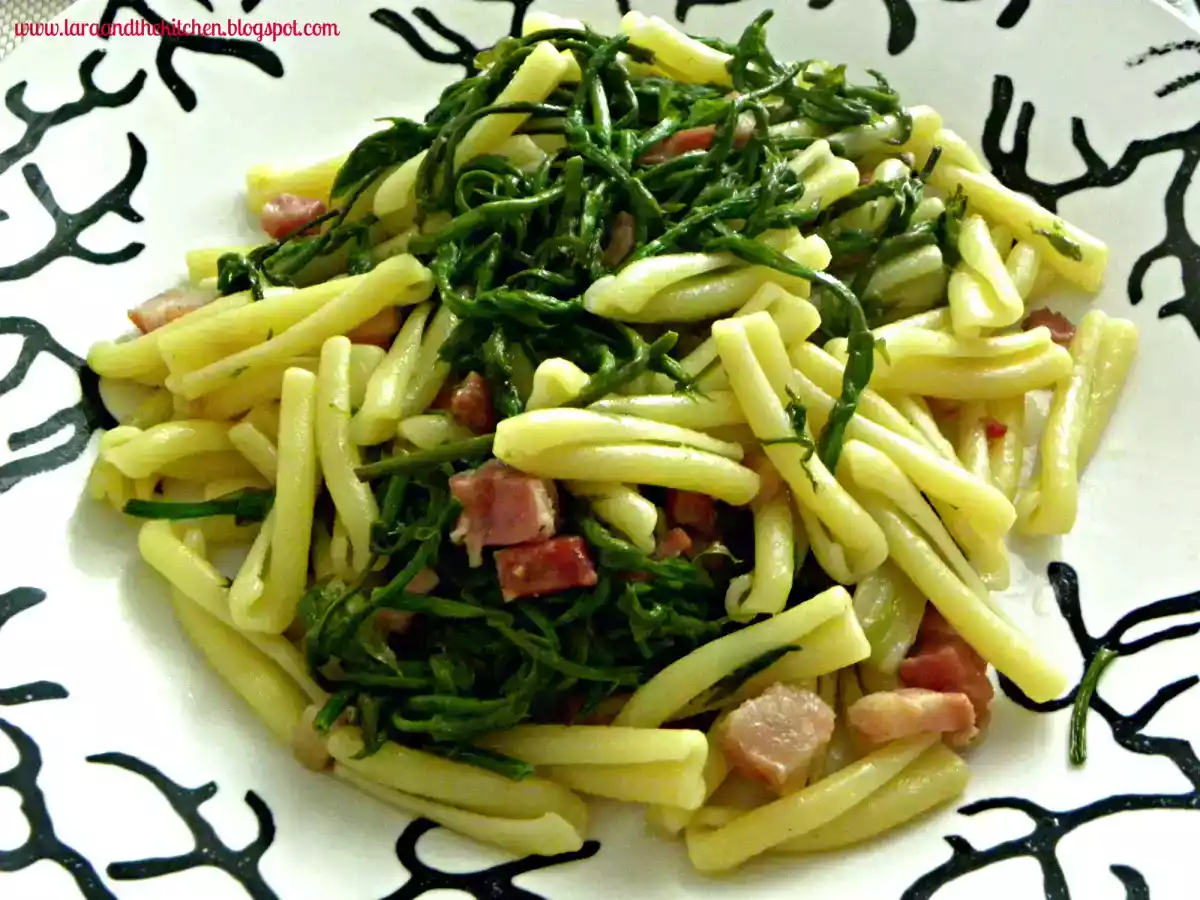 CASERECCE AI BRUSCANDOLI E PANCETTA