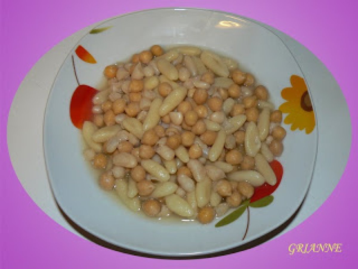 Cavatelli con ceci e fagioli