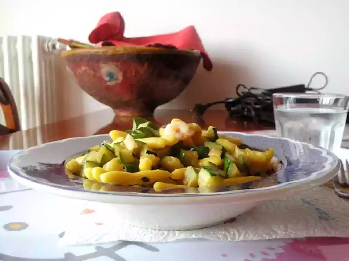 Cavatelli Gialli alle Zucchine Aromatiche