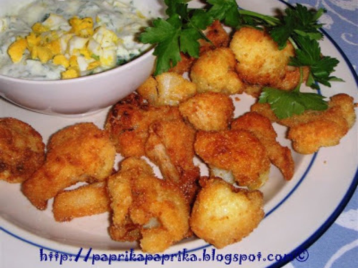 Cavolfiore fritto con salsa alle erbe e uova_Sult Karfiol joghurt szòsszal - foto 2