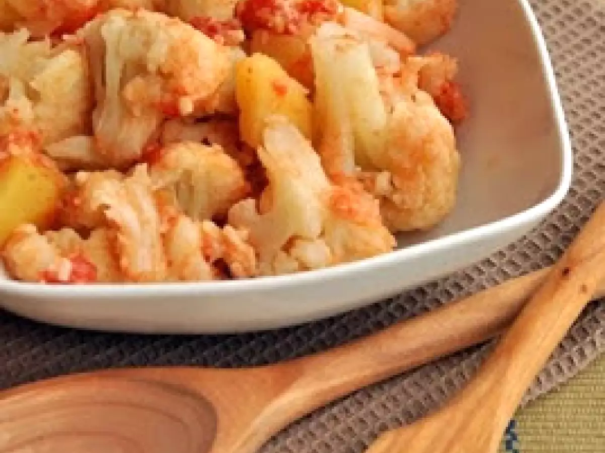 Cavolfiore in umido con patate: la ricetta semplice e gustosa della tradizione