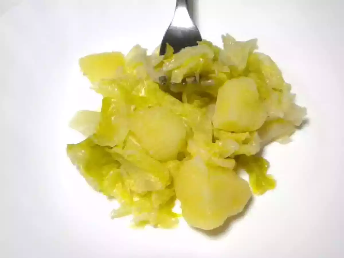 CAVOLO-VERZA E PATATE DI CASA MIA - foto 2